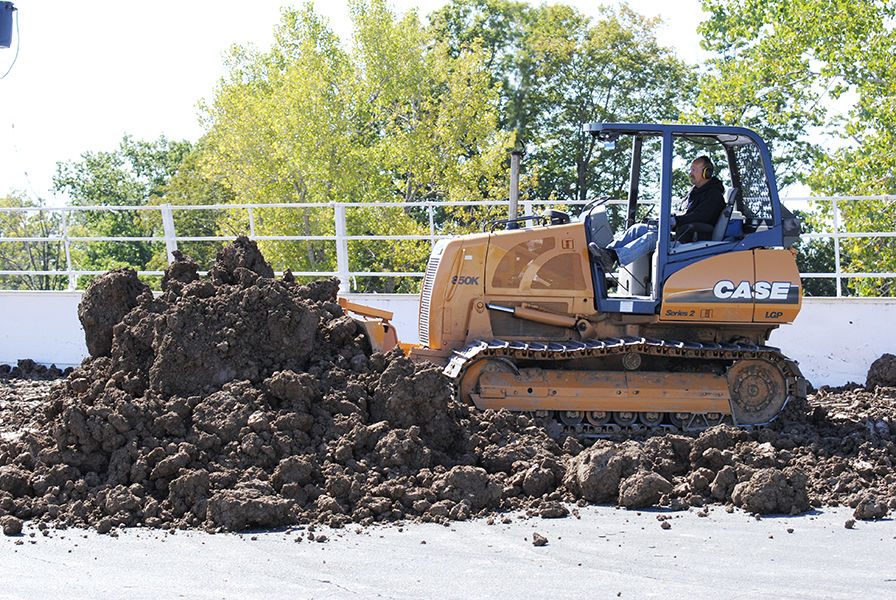 Dirt on track at Oswego Speedway for Super DIRT Week